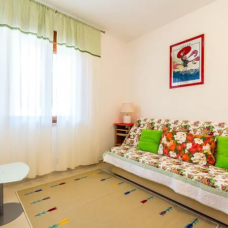 Schoene Nur 500 Meter Bis Zum Mit Kueche, Bad, Klima, Wlan, Terrasse, Grill Holiday home