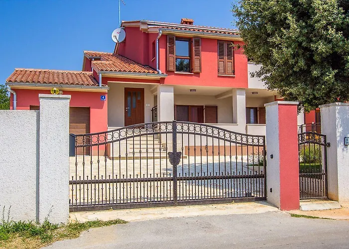 Schoene Nur 500 Meter Bis Zum Mit Kueche, Bad, Klima, Wlan, Terrasse, Grill Banjole